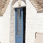 Borgofreddo Luxury Bed & Breakfast 4*