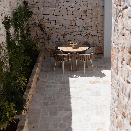 Borgofreddo Luxury Couette-café Monopoli